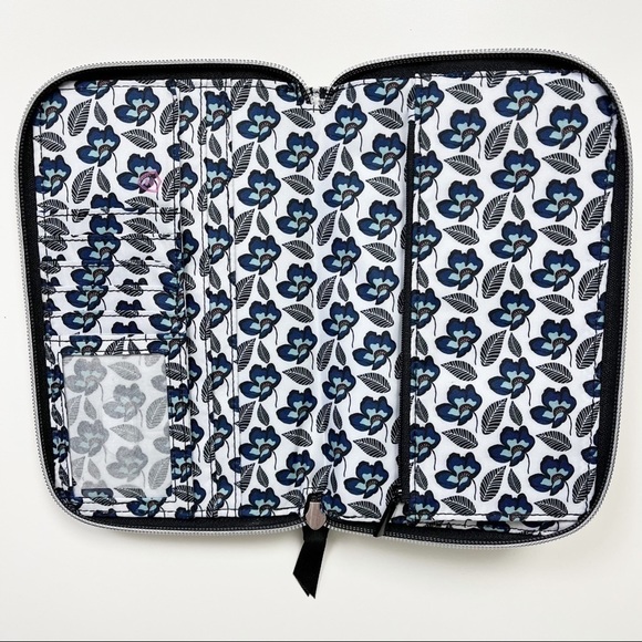 NWOT Vera Bradley | RFID on The Go Wristlet Wallet Bedford  Plaid - Picture 4 of 5